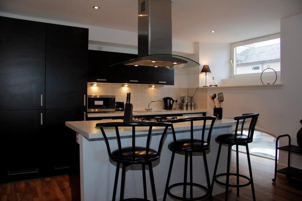 Scardroy Homes Inverness - Central 2 Bedroom With Parking Wifi Smart Tvs Sleeps Up To 6 Room photo