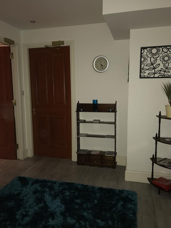 Scardroy Homes Inverness - Central 2 Bedroom With Parking Wifi Smart Tvs Sleeps Up To 6 Exterior photo