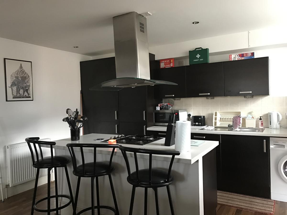 Scardroy Homes Inverness - Central 2 Bedroom With Parking Wifi Smart Tvs Sleeps Up To 6 Exterior photo
