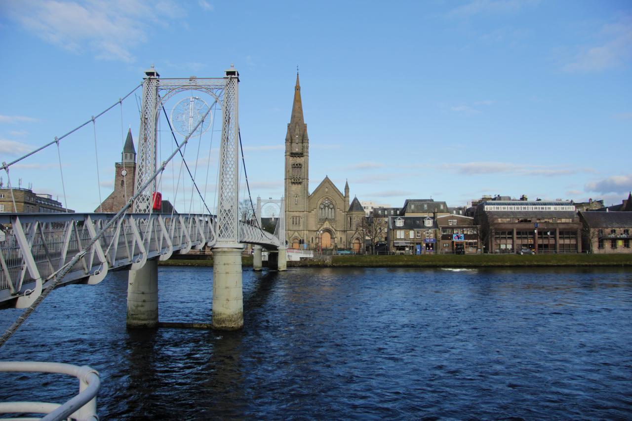 Scardroy Homes Inverness - Central 2 Bedroom With Parking Wifi Smart Tvs Sleeps Up To 6 Exterior photo
